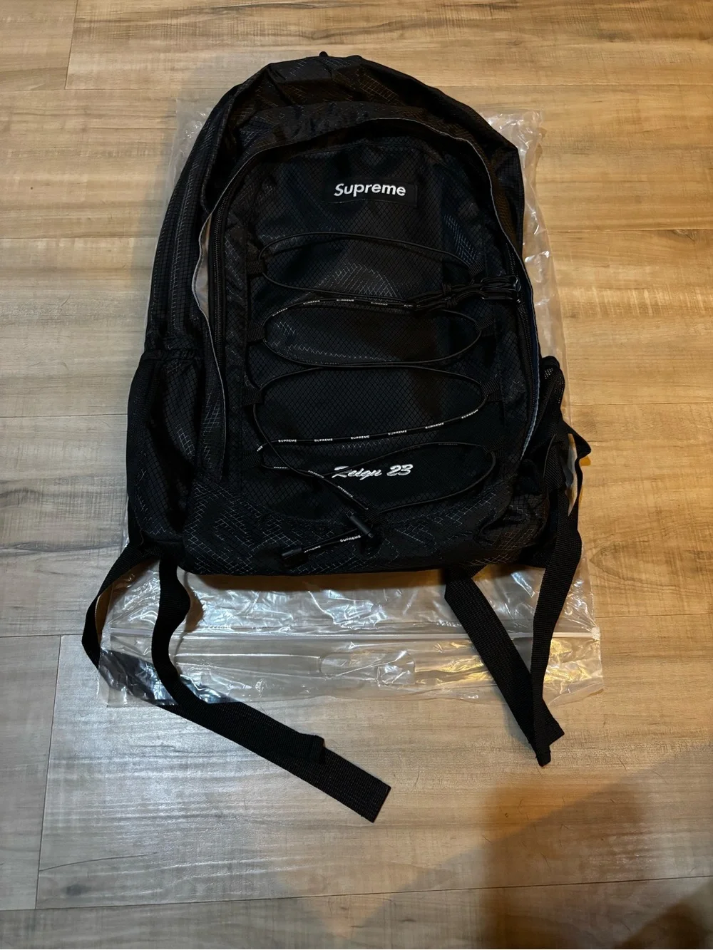 Sup Black Men's Backpack - Sleek Everyday Carry